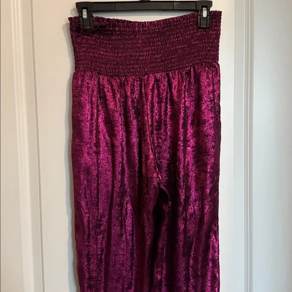 Elegant Deep Purple Fuchsia Pink Metallic Women's Jogger Pants - Picture 5 of 7